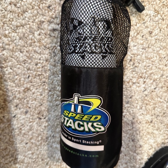 New cup stacking game. - Picture 1 of 1